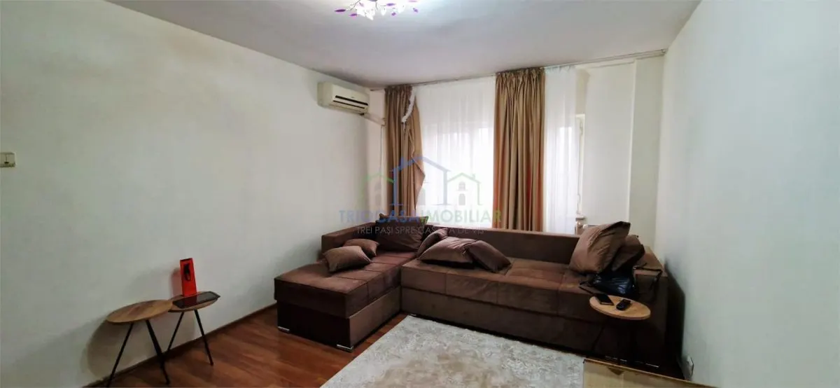 Apartament 4 camere, et. 3 din 4, zona Garii - foto 1