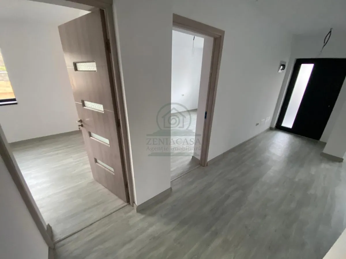 Casa Miroslava Ciurbesti 3 camere / CANALIZARE si ASFALT - foto 11