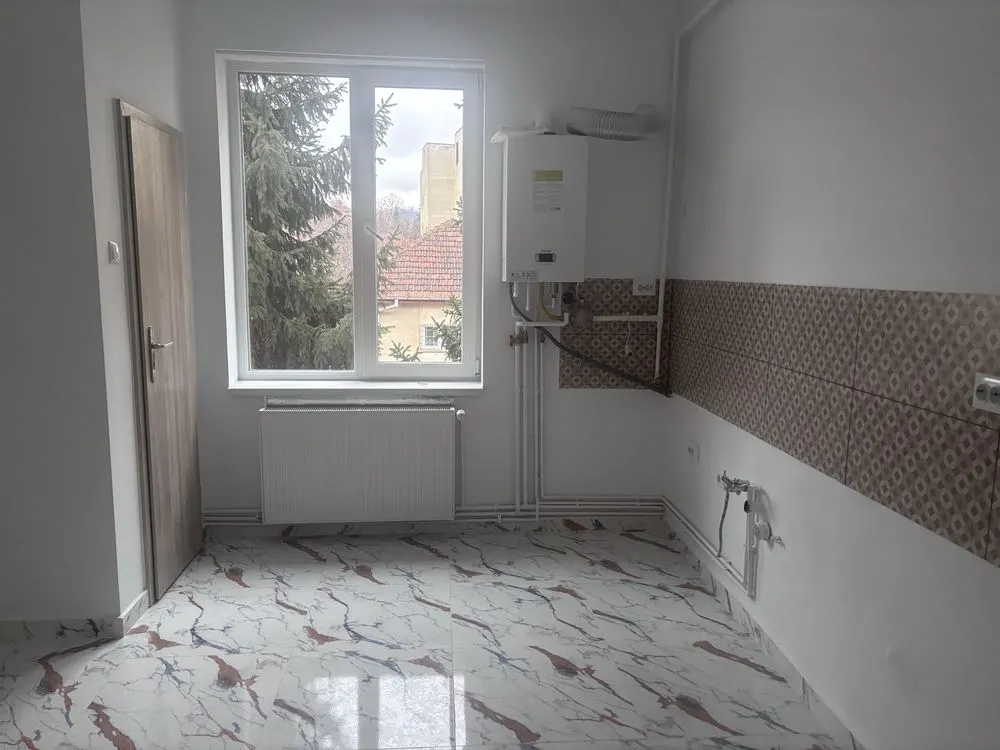 2 camere Avram Iancu,renovat lux,125000 Euro - foto 7