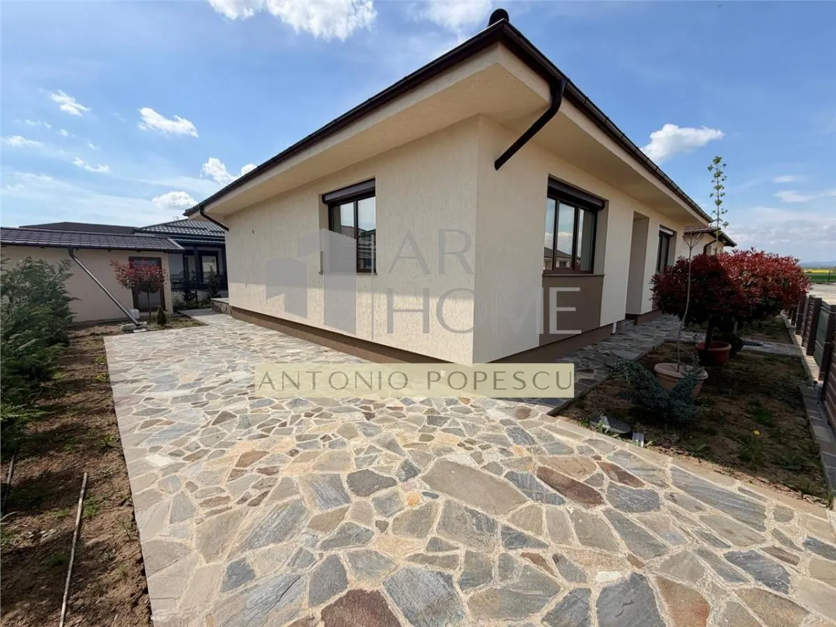 Casa 3 camere, prima inchiriere, in Ploiesti, zona Albert. - foto 1