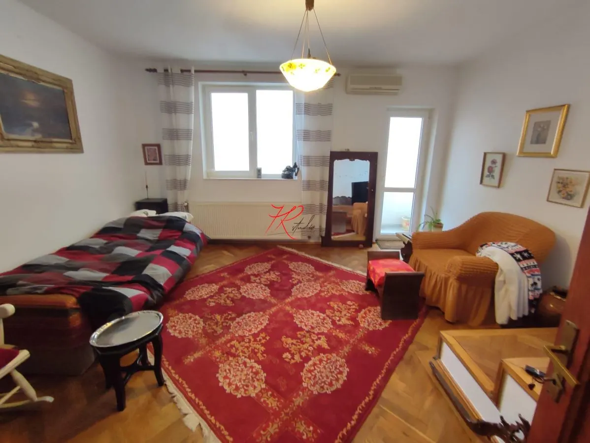 Inchiriere garsoniera in VIla, Matei Voievod - foto 1