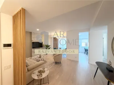 Apartament 3 camere, loc de parcare , Ploiesti, ultracentral - foto 1