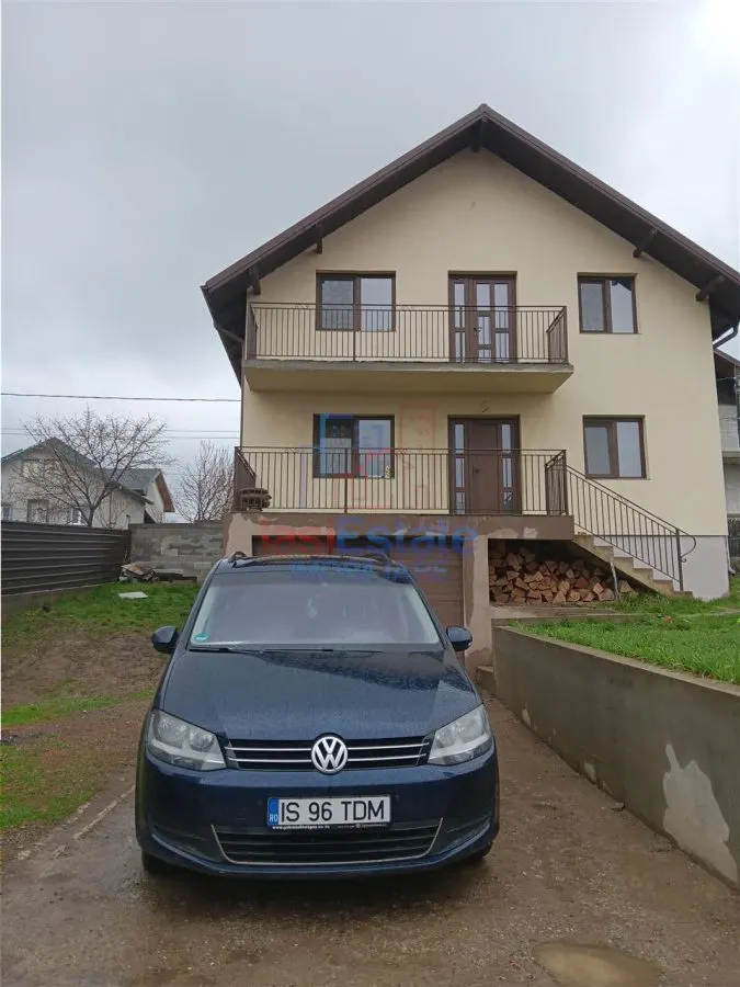 Dumbrava com. Ciurea Vila P+M Su=120mp Teren 300mp toate utilitatile - foto 1