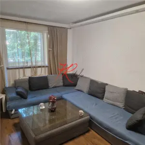 Vanzare apartament 3 camere Mihai bravu, renovat - foto 1