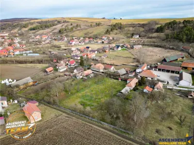 FILM! 5.000mp teren intravilan cu casuta rustica, Dalnic, Covasna - foto 15