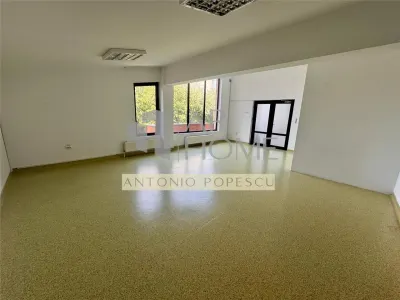 Imobil P+M si curte, pretabil pentru diferite activitati comerciale, Ploiesti, central. - foto 9