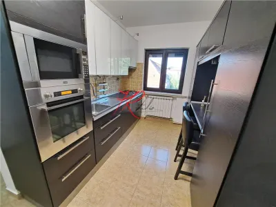 Vanzare apartament 4 camere domeni, renovat - foto 1