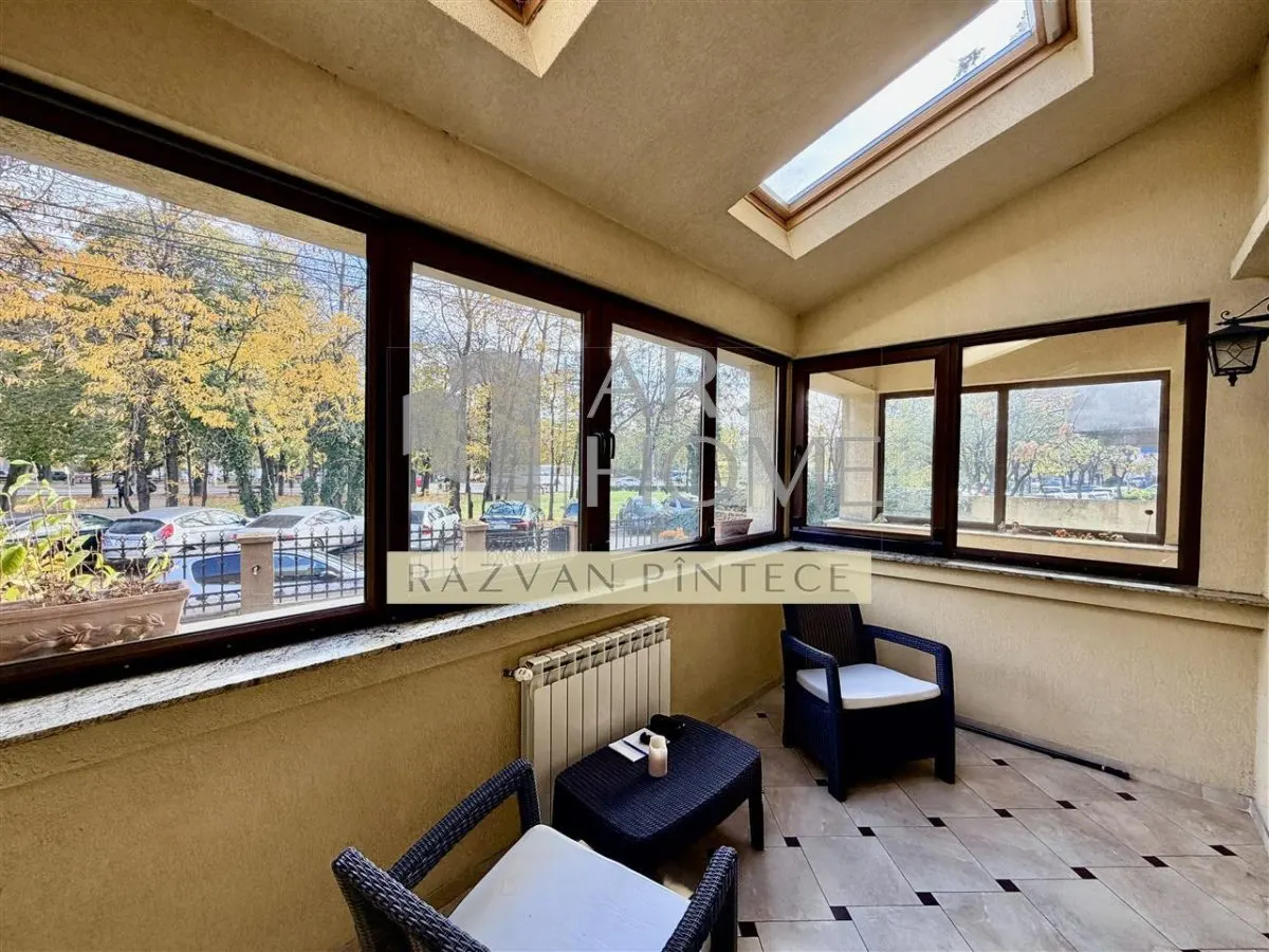 Vila D+P+1E, 11 camere, Bulevard, Ploiesti - foto 14