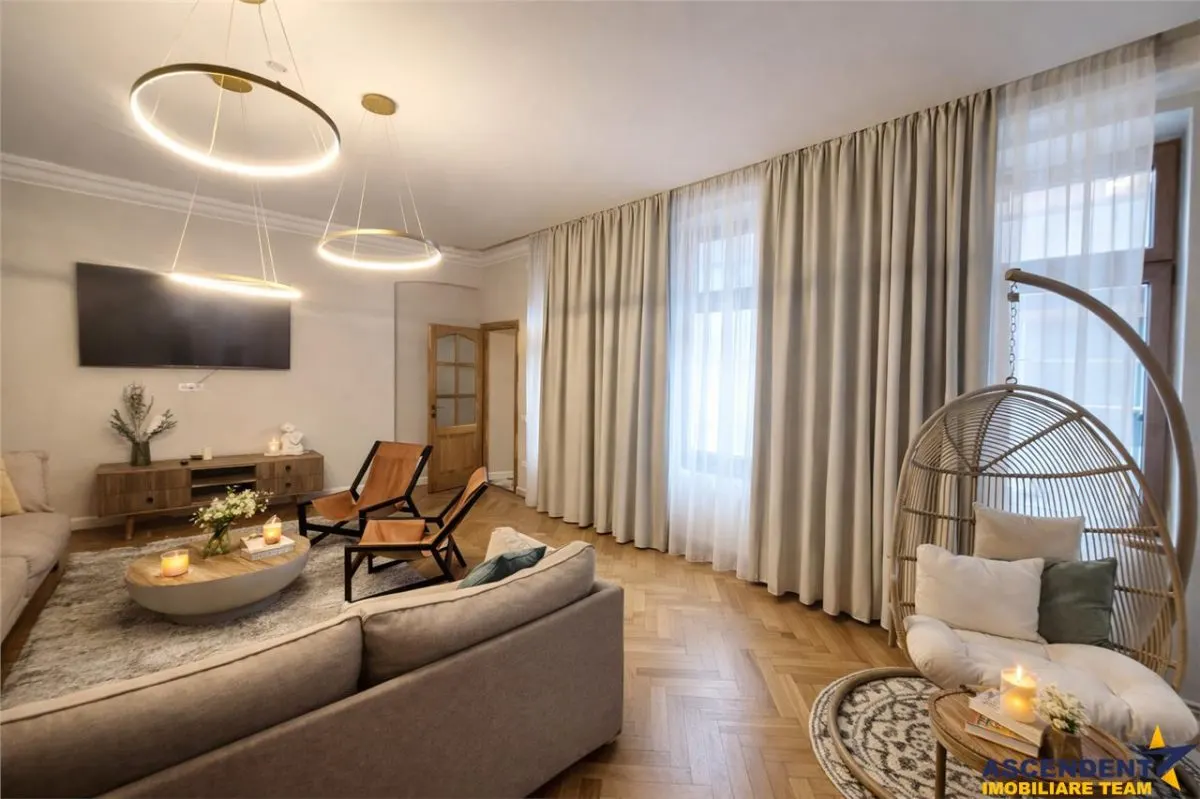Refugiu urban lux, apartament spectaculos pe aleea pietonala a Postavarului,Centrul Istoric - foto 11