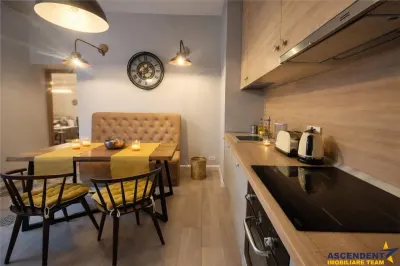 Refugiu urban lux, apartament spectaculos pe aleea pietonala a Postavarului,Centrul Istoric - foto 10