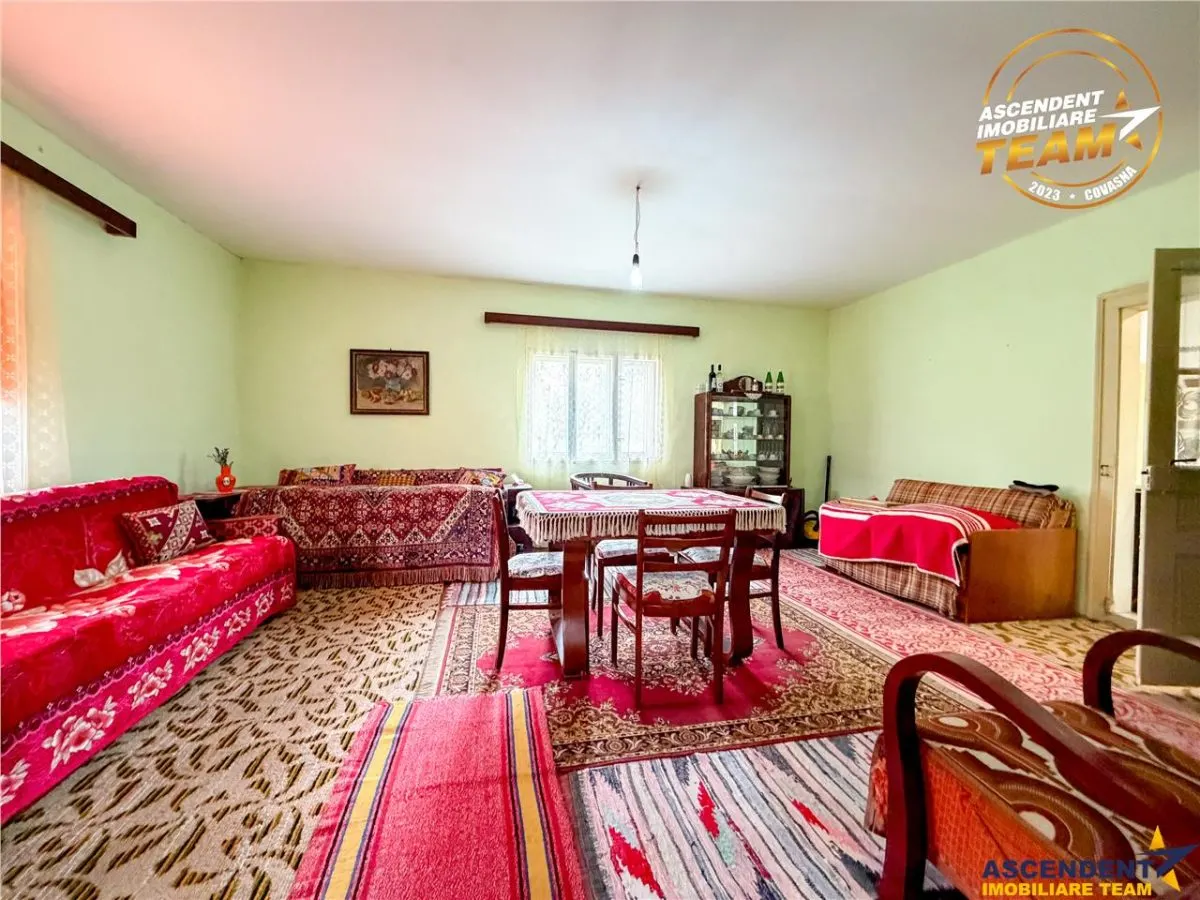 Casa cu farmec rustic + teren privat de 3.315 mp, Borosneul Mic, Covasna - foto 2