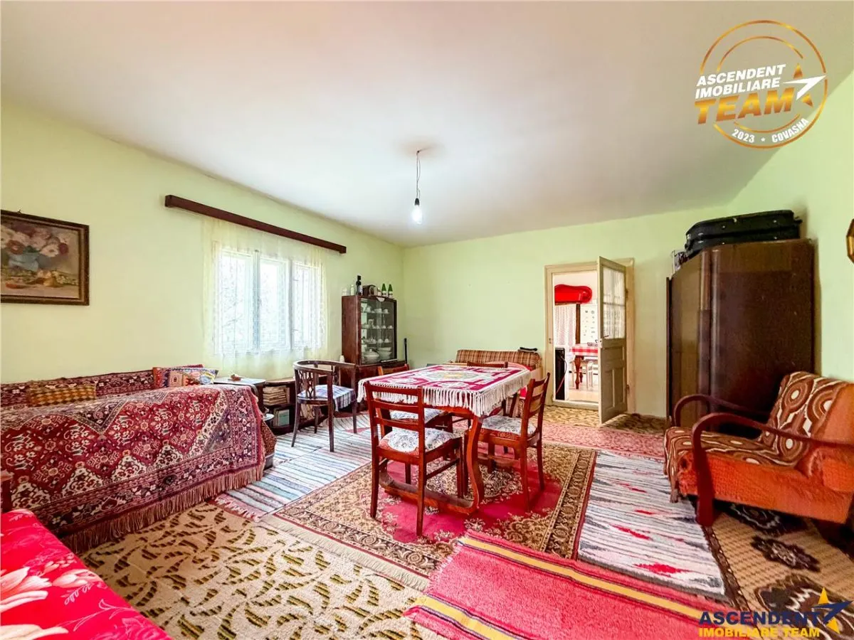 Casa cu farmec rustic + teren privat de 3.315 mp, Borosneul Mic, Covasna - foto 11