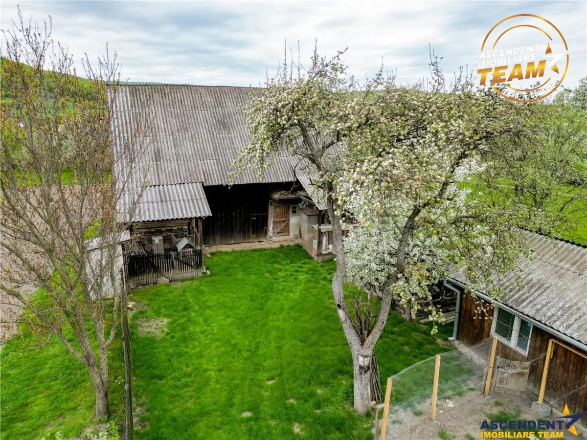 Casa cu farmec rustic + teren privat de 3.315 mp, Borosneul Mic, Covasna - foto 21