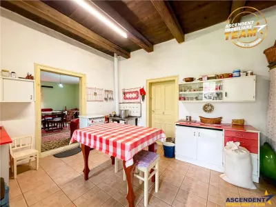Casa cu farmec rustic + teren privat de 3.315 mp, Borosneul Mic, Covasna - foto 5