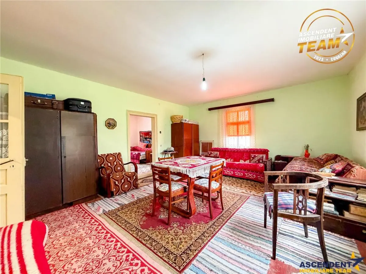 Casa cu farmec rustic + teren privat de 3.315 mp, Borosneul Mic, Covasna - foto 6