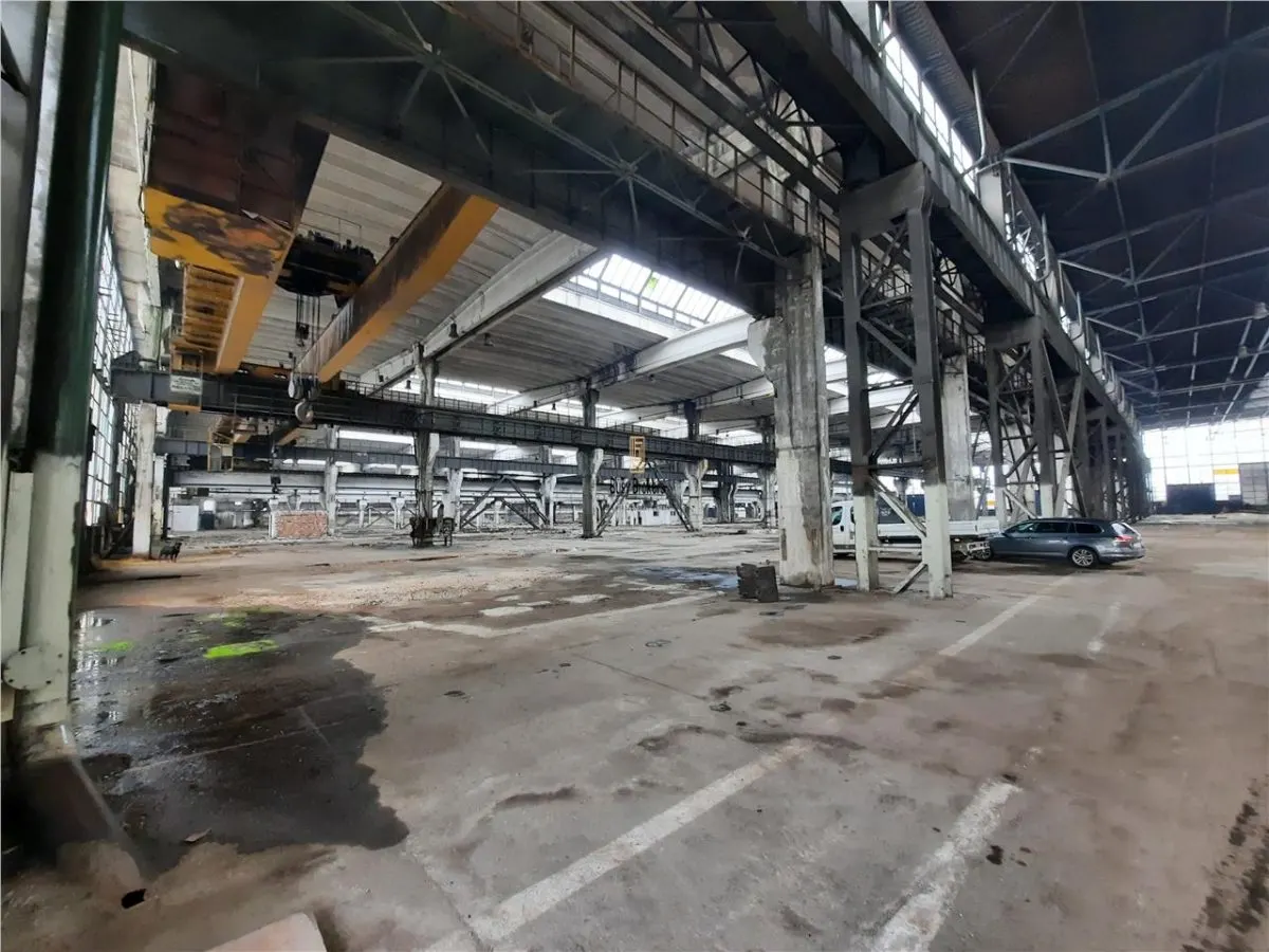 Spatiu Industrial - 10000 mp - Productie - Industrie Grea - foto 4
