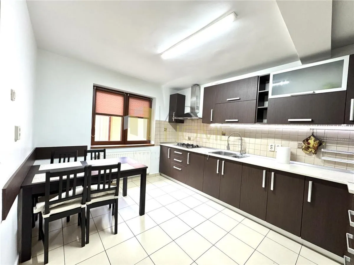 Ansamblu 2 case, 6 camere, garaj, Marasesti, Ploiesti - foto 3