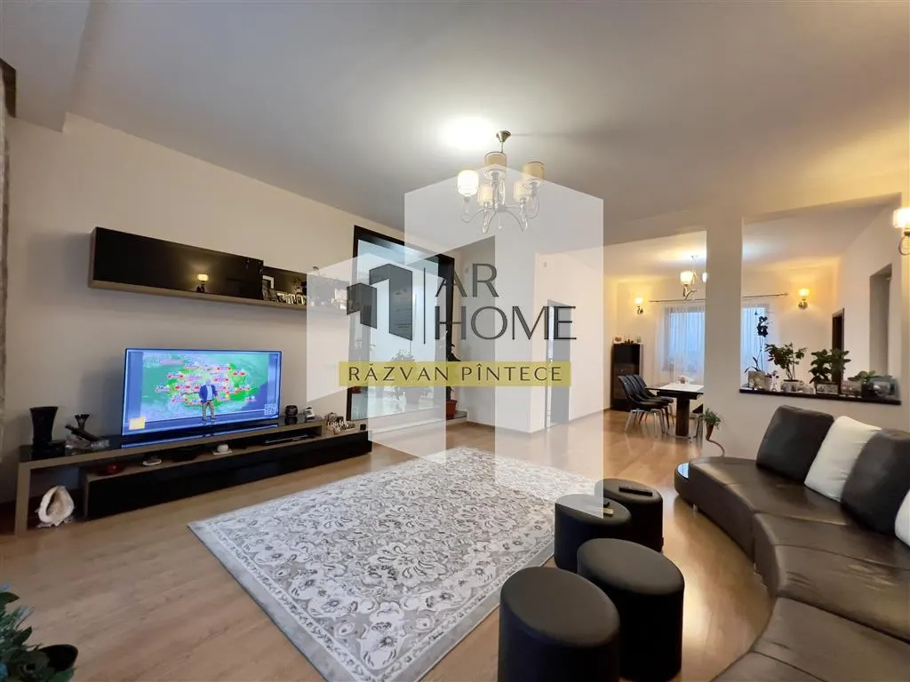 Vila de lux, P+1E+pod, 5 camere, garaj, zona Albert Nord, Ploiesti - foto 1