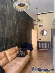 Eleganta si farmec in Centrul istoric, Brasov - foto 7