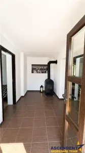 Farmecul unei case sasesti,1.500mp domeniu propriu,fantana,Persani,Brasov - foto 5
