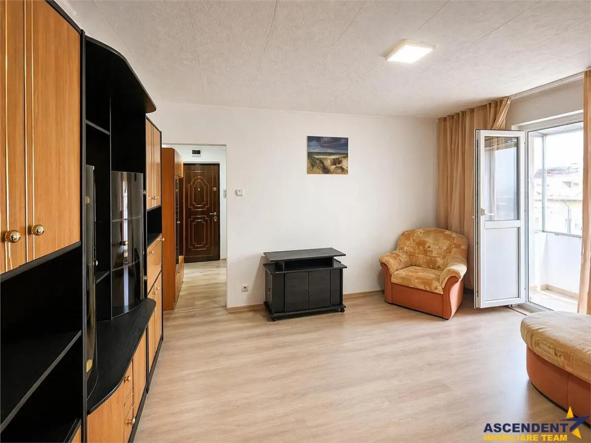 Apartament 2 camere, zona centrala Codlea, mobilat, balcon inchis - foto 12