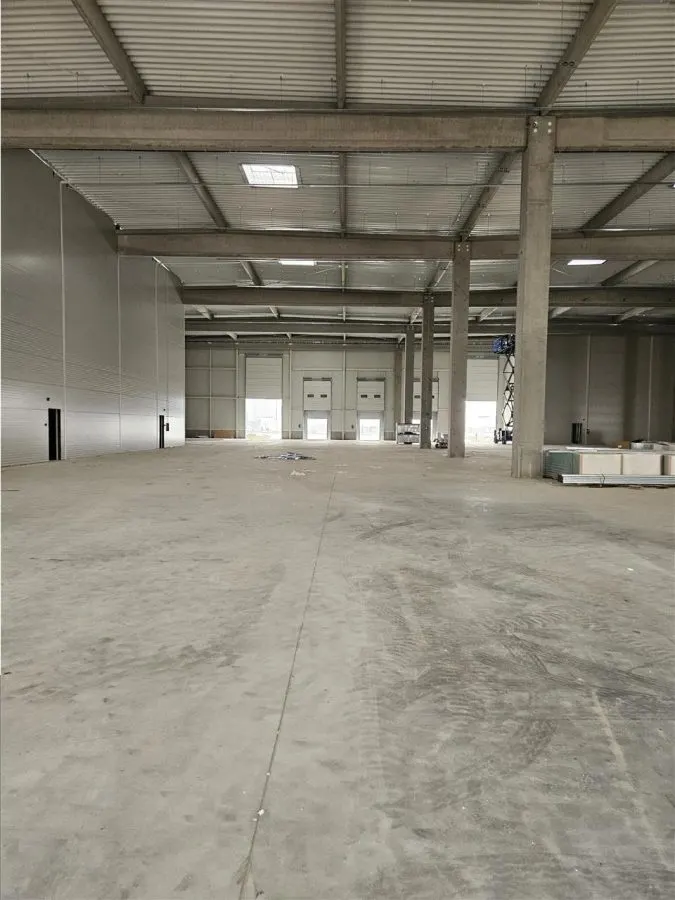 Spatiu Industrial - 5300 mp - Productie - Depozitare - Logistica - Distributie - foto 1