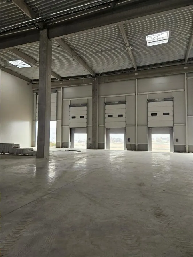 Spatiu Industrial - 5300 mp - Productie - Depozitare - Logistica - Distributie - foto 13
