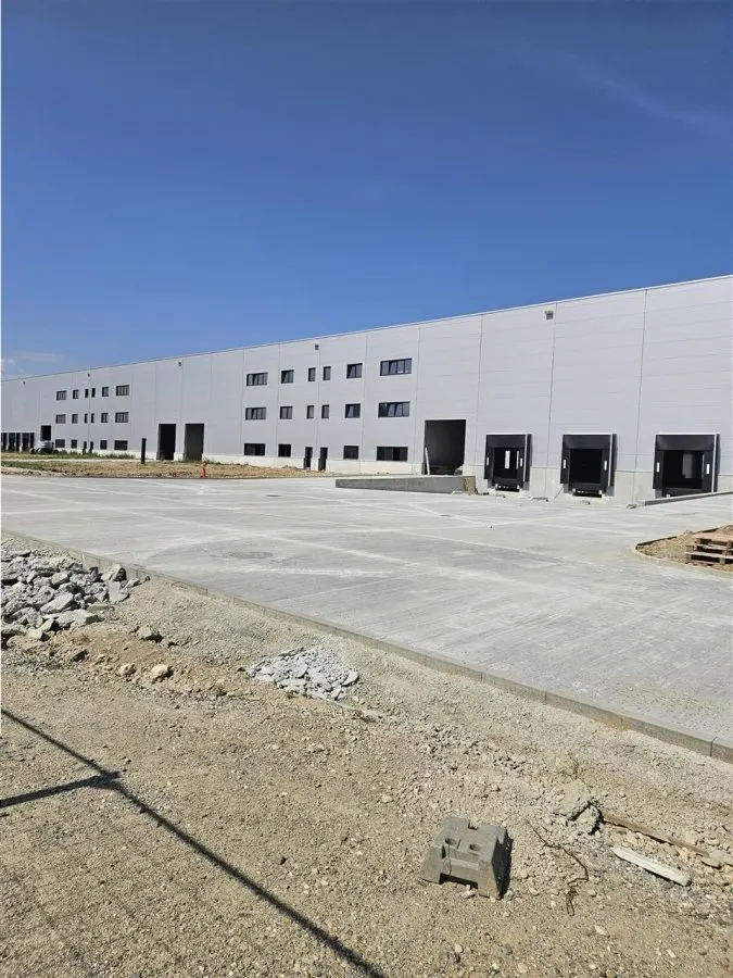 Spatiu Industrial - 5300 mp - Productie - Depozitare - Logistica - Distributie - foto 9