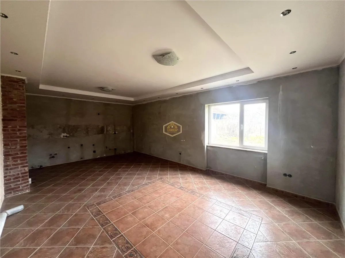 Casa cu 3 camere, renovata integral | Teren 5.000 mp | Borlesti - foto 10