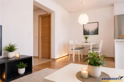 Apartament 2 camere, decomandat, boxa, loc parcare, Tractorul, Brasov - foto 7
