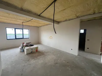 Casa Noua cu 4 camere în Lazuri | Teren 550 mp | Ansamblu rezidențial privat - foto 6