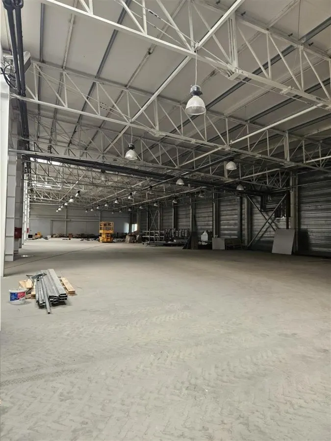 Spatiu Industrial - 2700 mp - Productie - Depozitare - Office - foto 9