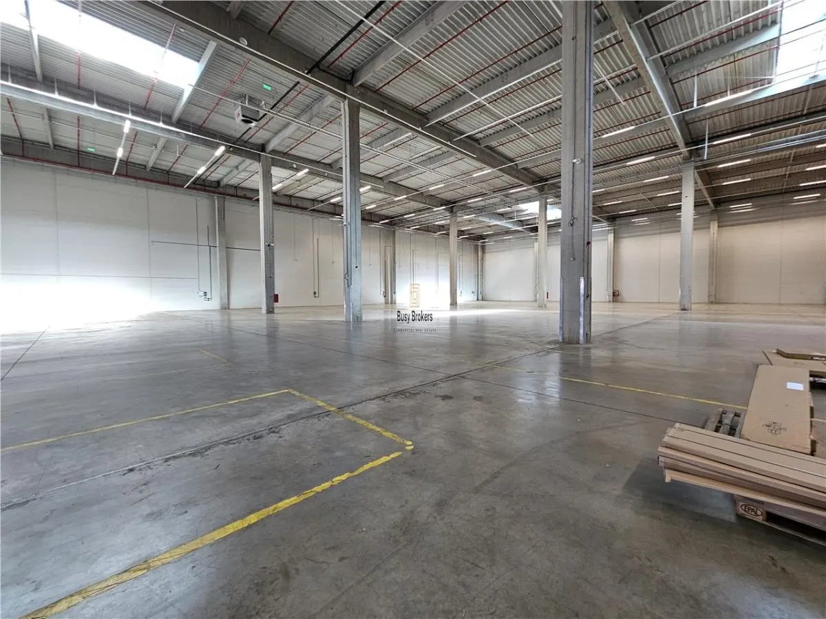 Spatiu Industrial -  2500 mp - Logistica - Productie - Depozitare - foto 1