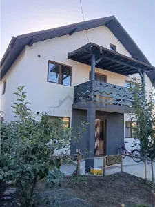 Ocazie doar 145000e Vila P+E 193mp  teren 300mp  Lunca Cetatuii - foto 4