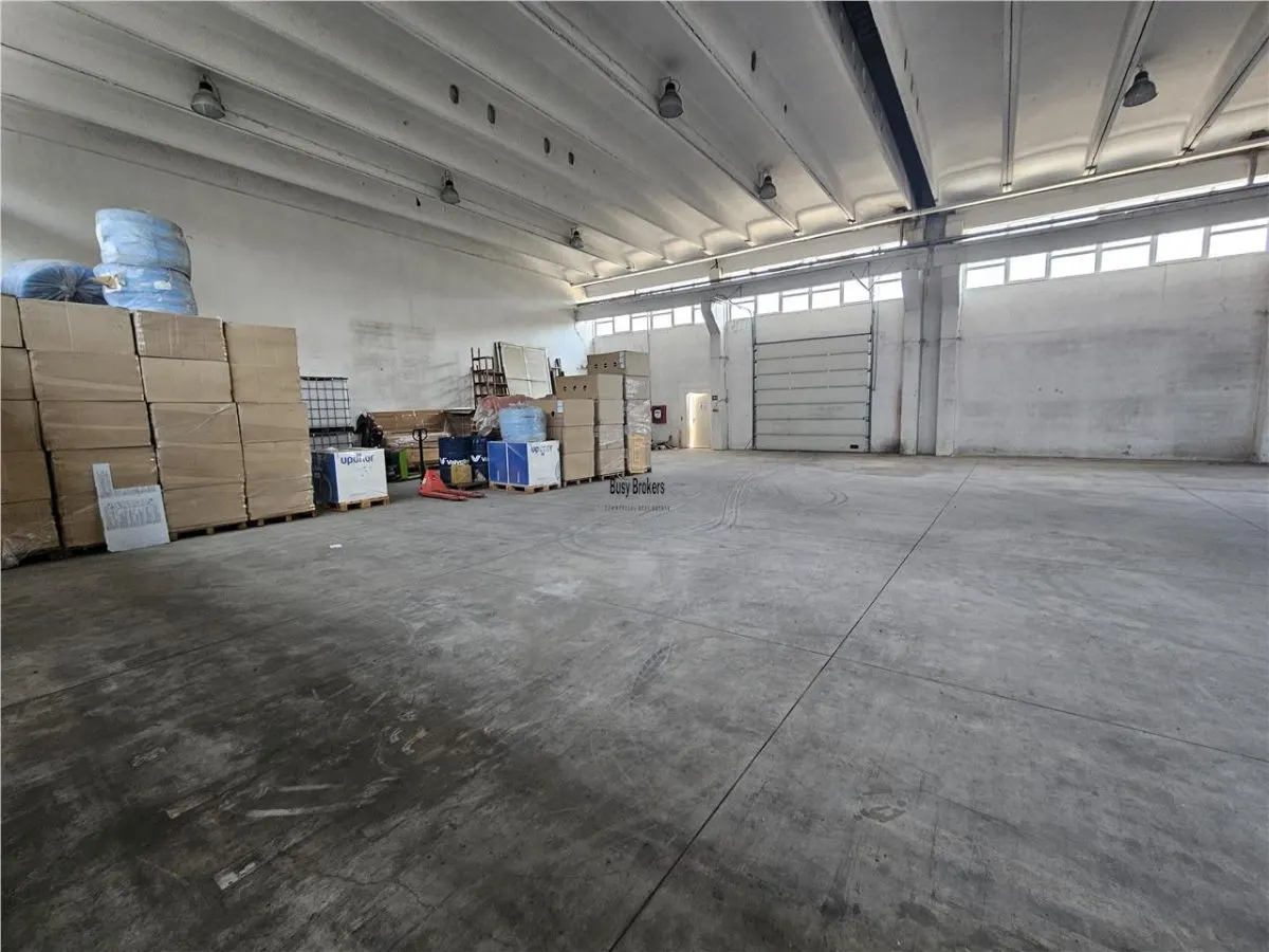 Spatiu Industrial - 850 mp - Depozitare - Distributie - foto 11