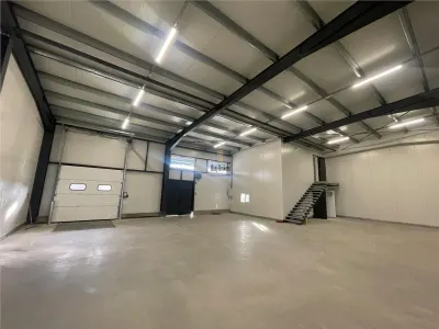 Spatiu Industrial - 700 mp - Productie - Depozitare - Distributie - foto 4