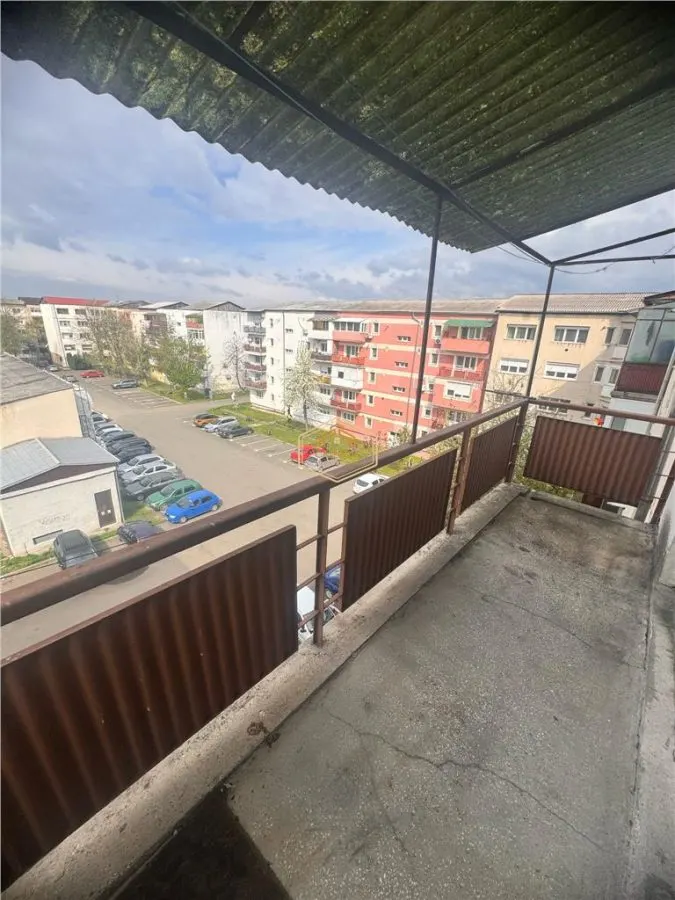 Apartament cu 2 camere pe Aleea Universului - foto 3