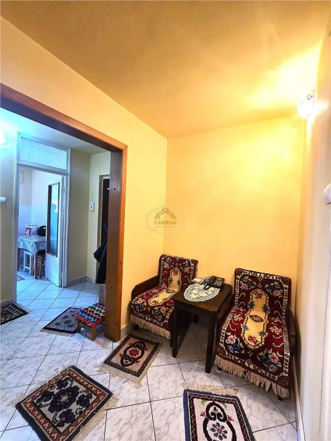 Video | Apartament cu 3 camere decomandate | Micro 17 | Strada Brasov - foto 13