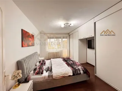 Ultracentral, apartament 2 camere semidecomandat, etaj intermediar - foto 3