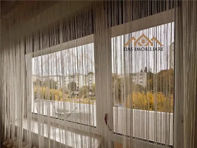 Ultracentral, apartament 2 camere semidecomandat, etaj intermediar - foto 8