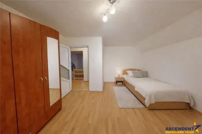 Rezidenta in arie apreciabila, mobilata, echipata, curte proprie, Rasnov - foto 7