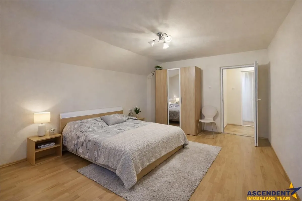 Rezidenta in arie apreciabila, mobilata, echipata, curte proprie, Rasnov - foto 9