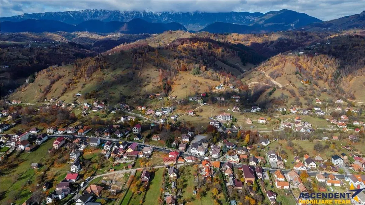 FILM! Constructie rustica tip Casa Verde, cu parau si panorama impresionanta, Moeciu de Jos, 900 mp teren - foto 6