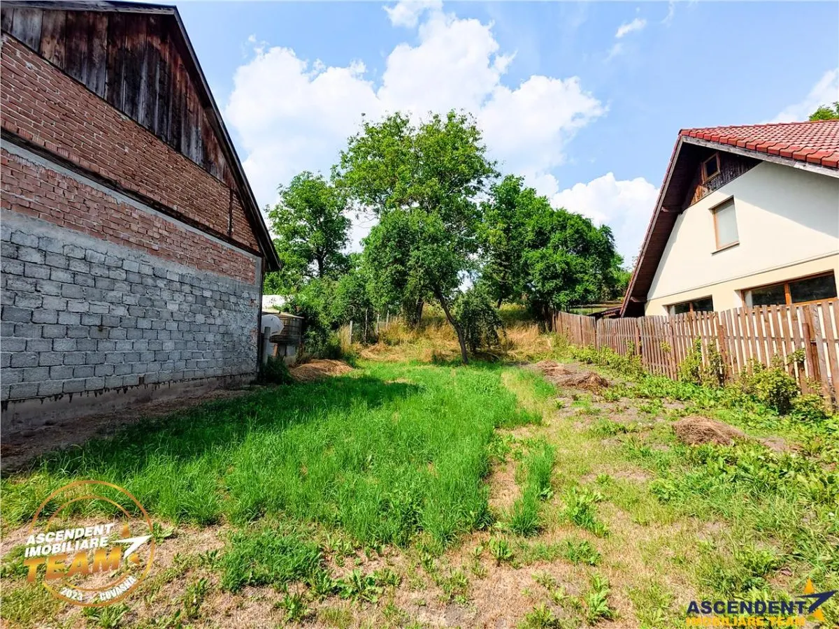 Casa traditionala din lemn, cu sura din piatra, Arcus, Covasna. - foto 16
