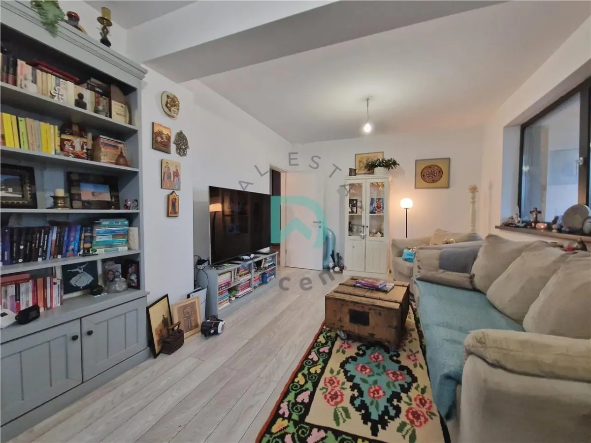 Apartament 3 camere, parcare subterana, Coresi, Tractorul - foto 1
