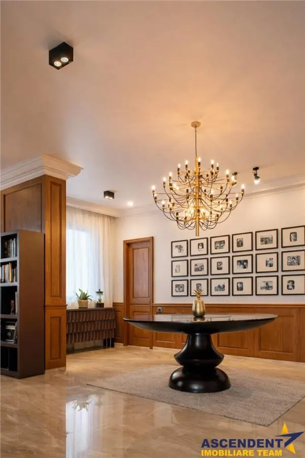 Vila impozanta, deschidere rezidential/ comercial/ clinica, Central, Brasov - foto 1