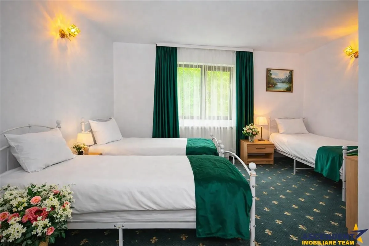 In cartea de povesti a Pietrei Craiului, ansamblu turistic in circuit,Plaiul Foii - foto 2