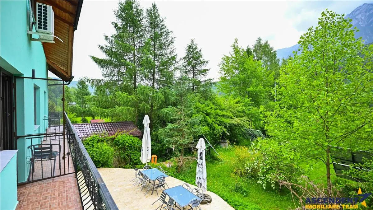 In cartea de povesti a Pietrei Craiului, ansamblu turistic in circuit,Plaiul Foii - foto 16