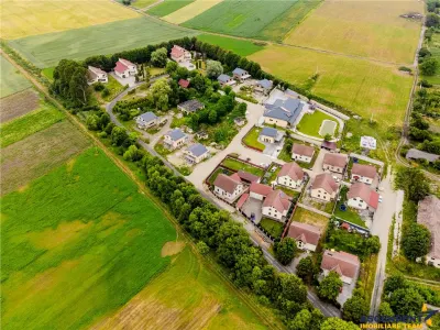Eleganta casa, cartier select, intabulata Halchiu, Brasov - foto 1