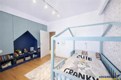 Eleganta la inaltime, Penthouse cu design unic, terasa de 40 mp si view panoramic - foto 17